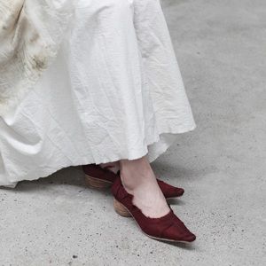 Authentic Peng Tai calf heel pointed toe shoes stiletto black Size 38 ｜ Red|